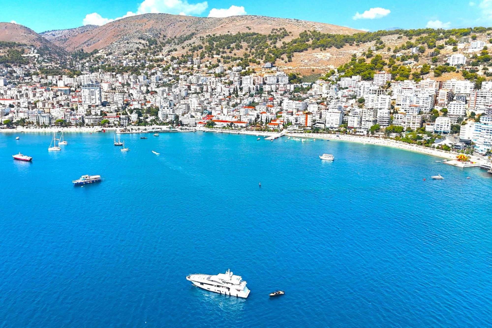 Wonderful View Apartments Sarandë Eksteriør bilde